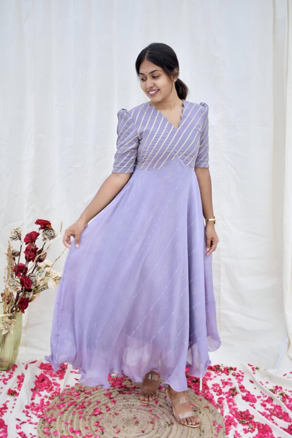 Embroidered scallop Anarkali