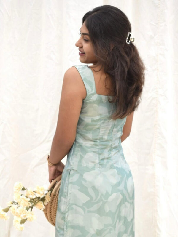 Floral printed kurti - Image 2