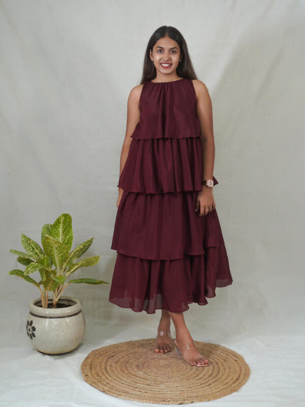 Halter neck tiered dress - Image 3