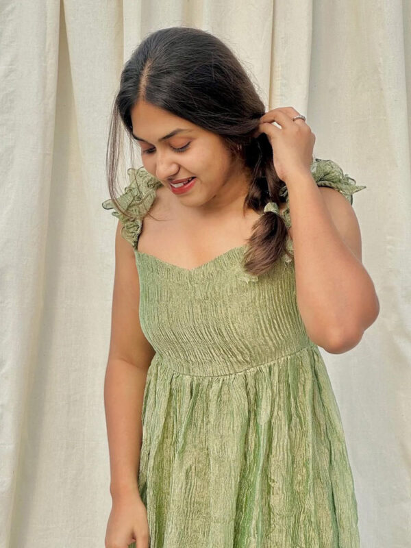 Ruffle shoulder dress - Image 3