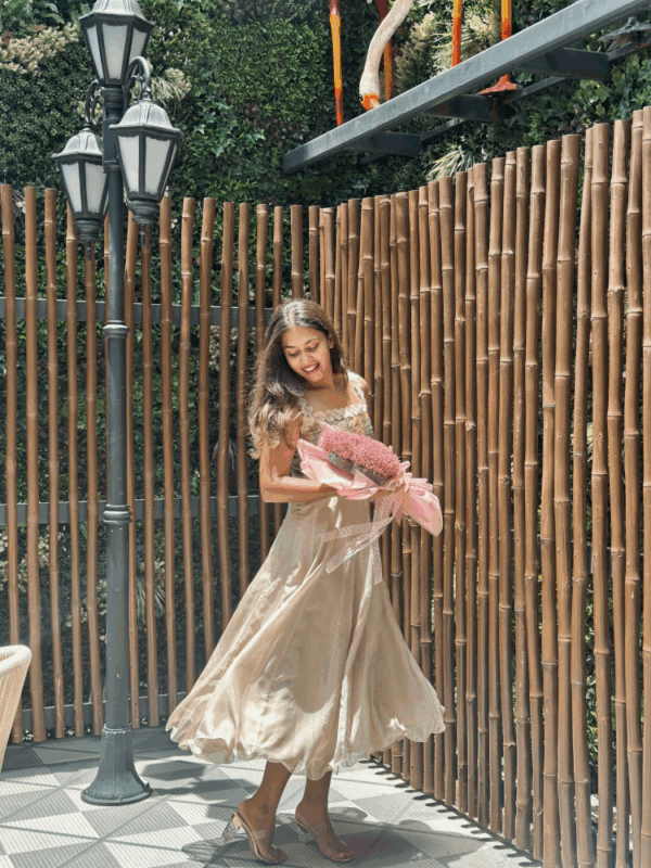 Vintage Daisy Dress - Image 2